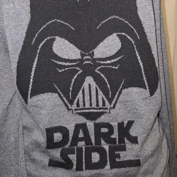 H&M Darth vader sweater size sm - Picture 2 of 5